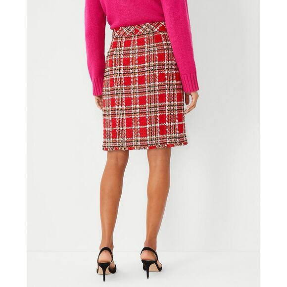 Ann Taylor Plaid Fringe Tweed Skirt Classic Red 578511 Sz 4 Top Of Knee NWOT - Picture 15 of 16